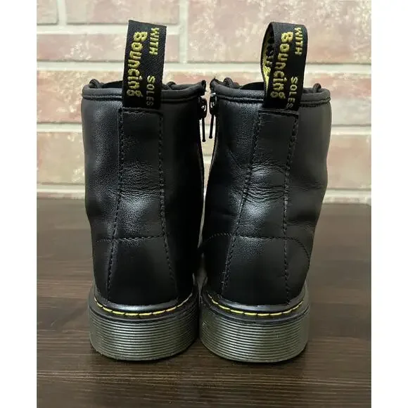 Dr. Martens 1460 W Black Round Toe Lace Up Ankle Boots W 5 M 4 - Picture 5 of 9